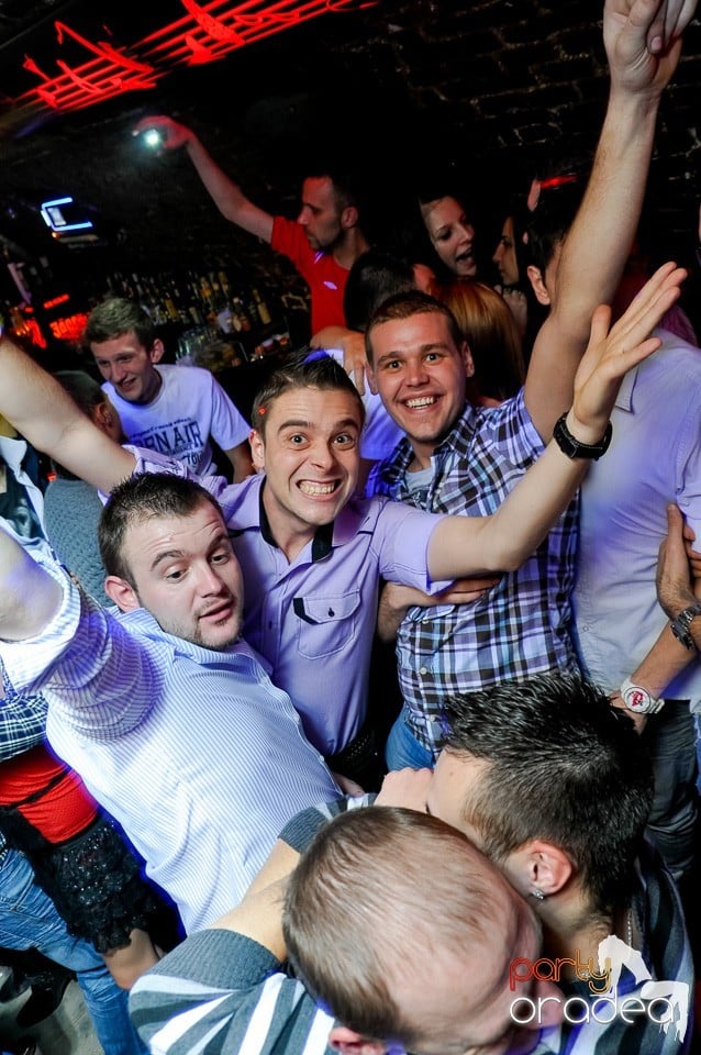 Made in Romania Party în Escape,