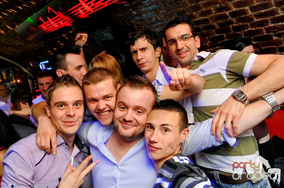 Made in Romania Party în Escape,