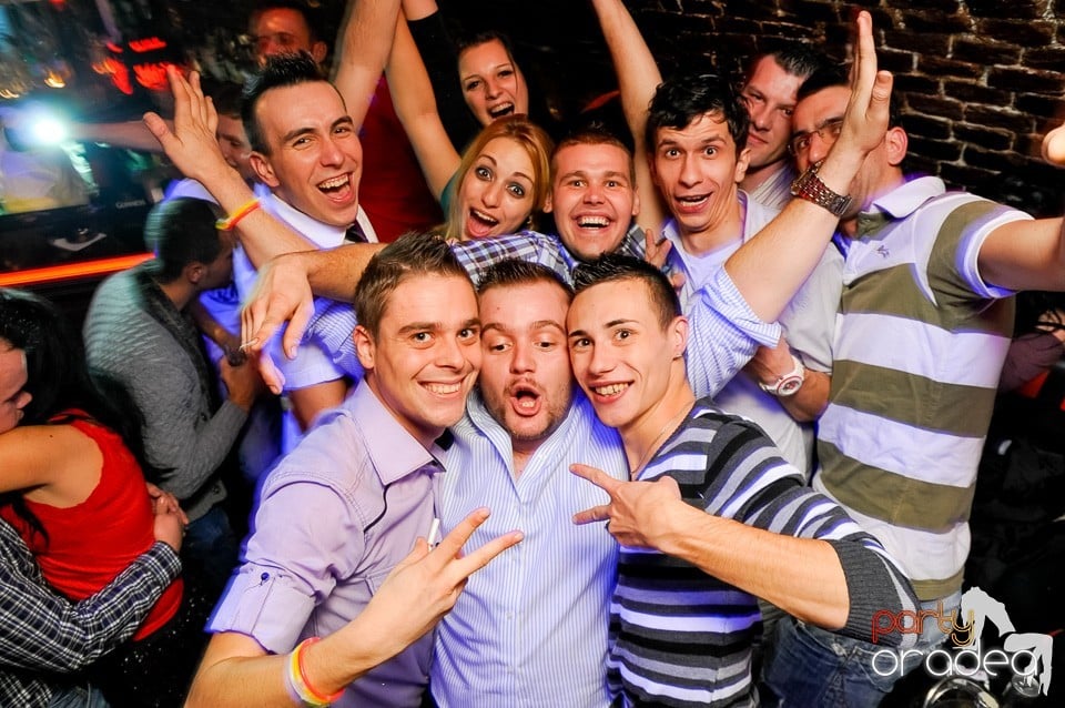 Made in Romania Party în Escape,