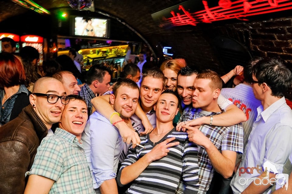 Made in Romania Party în Escape,