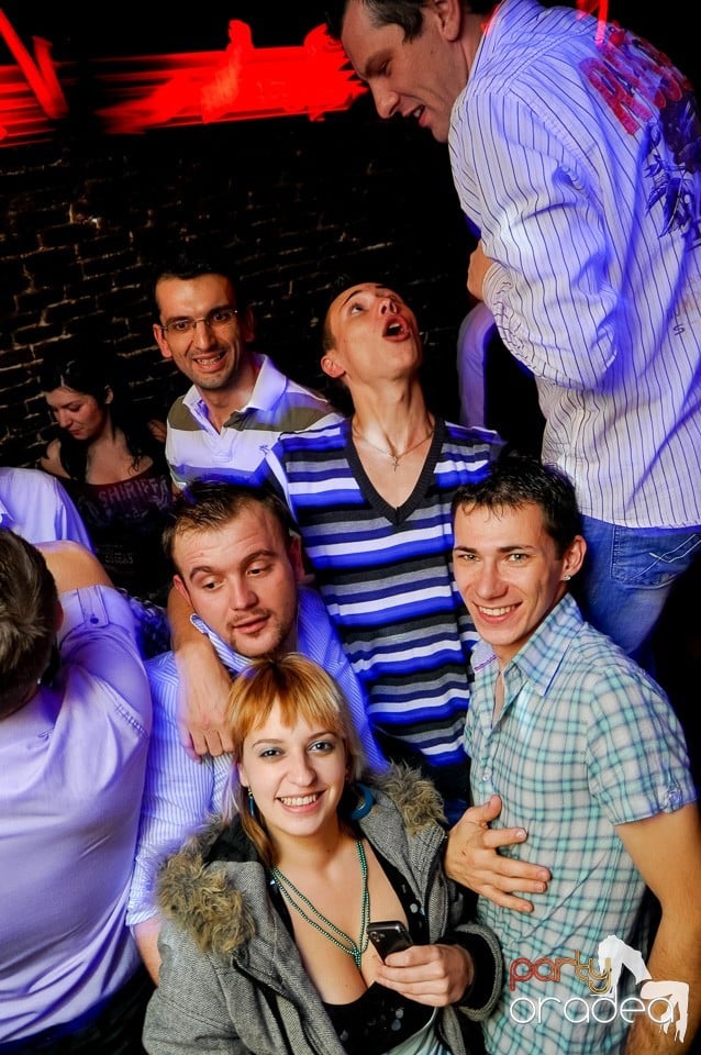 Made in Romania Party în Escape,