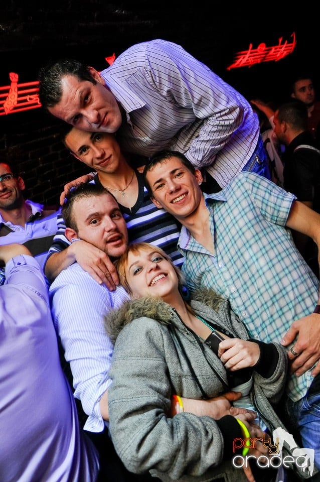 Made in Romania Party în Escape,