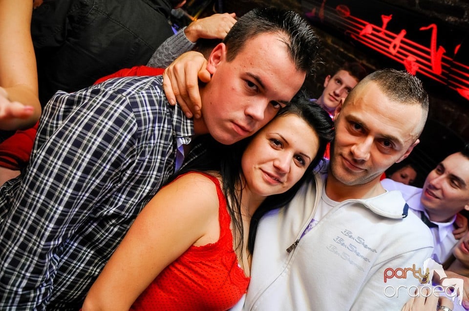 Made in Romania Party în Escape,