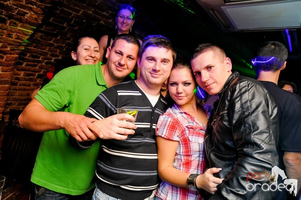 Made in Romania Party în Escape,