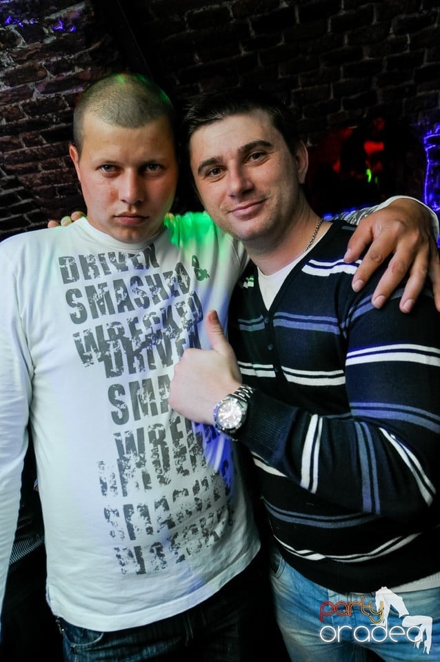 Made in Romania Party în Escape,