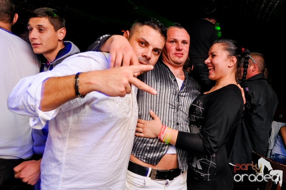 Made in Romania Party în Escape,