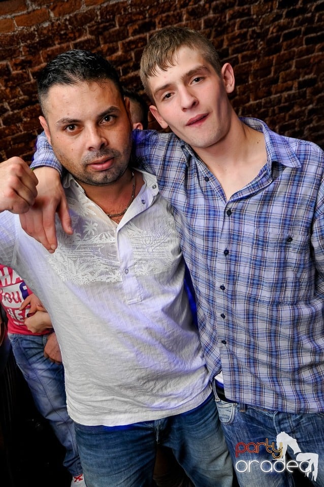 Made in Romania Party în Escape,