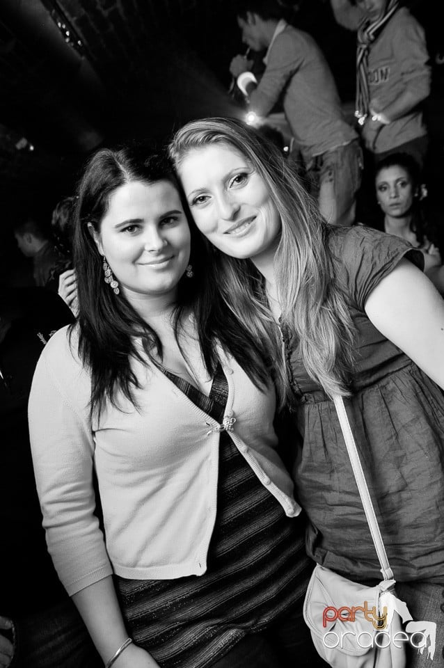 Made in Romania Party în Escape,
