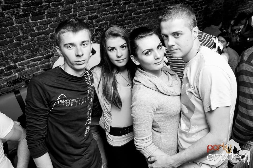 Made in Romania Party în Escape,