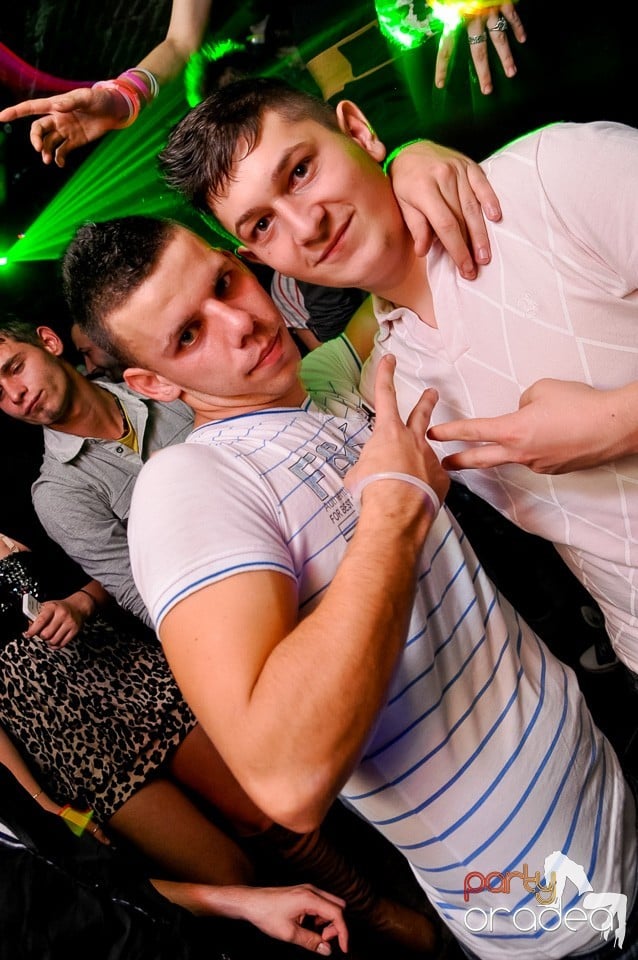 Made in Romania Party în Escape,
