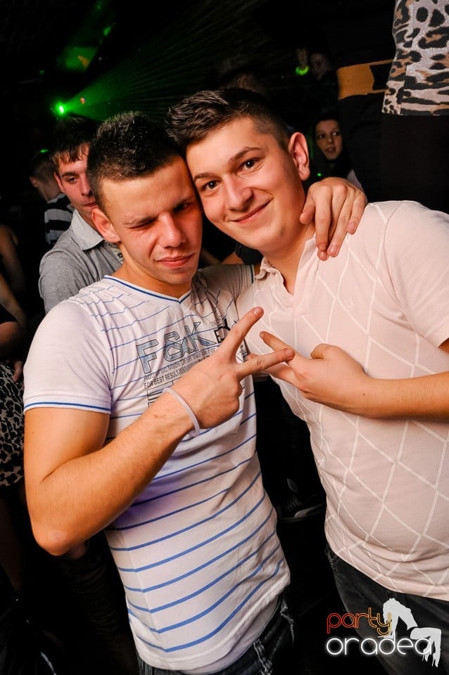 Made in Romania Party în Escape,