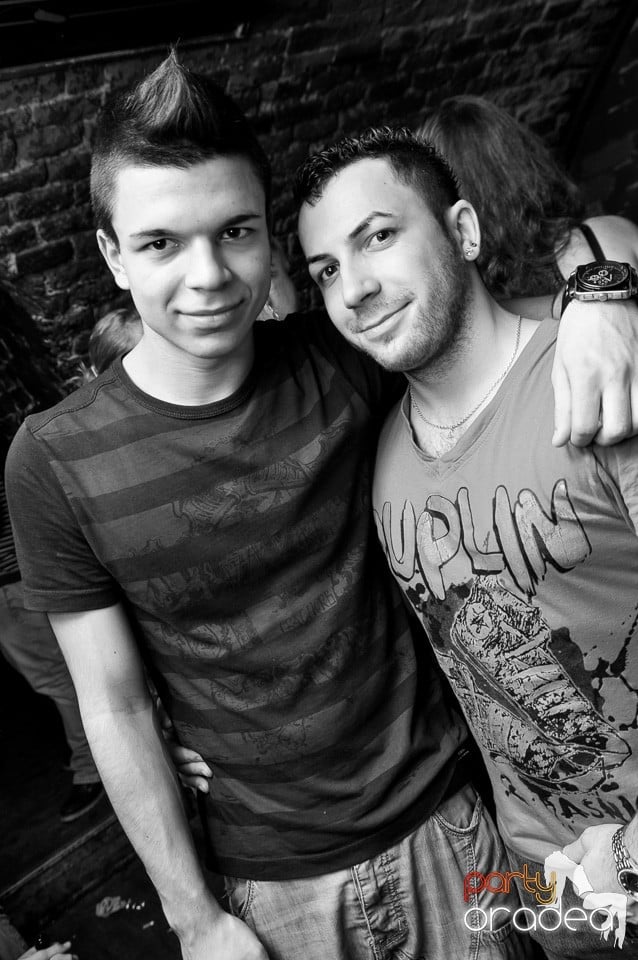 Made in Romania Party în Escape,
