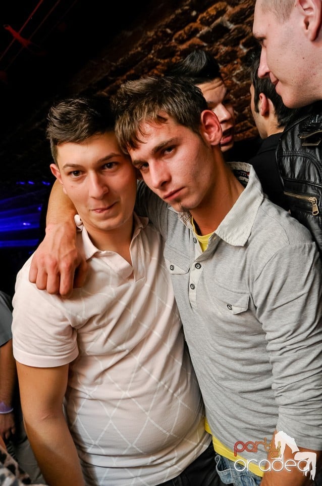 Made in Romania Party în Escape,