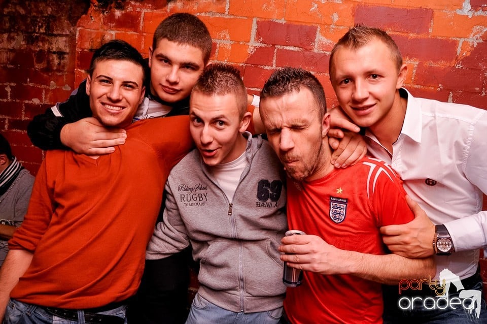 Made in Romania Party în Escape,