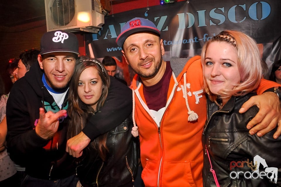 Majka & Curtis în Disco Faház,