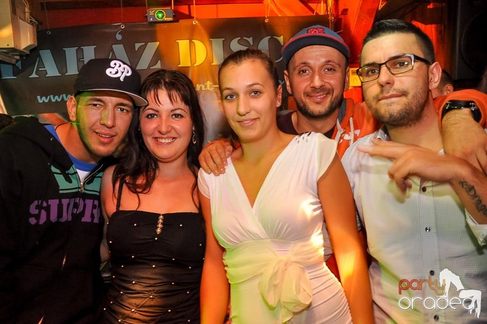 Majka & Curtis în Disco Faház,