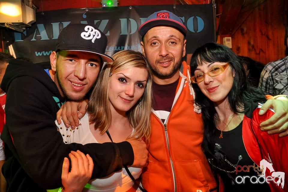 Majka & Curtis în Disco Faház,