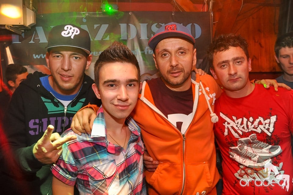 Majka & Curtis în Disco Faház,