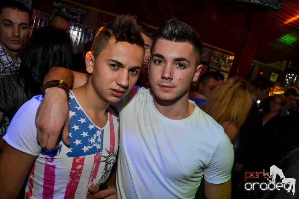 Majka & Curtis, 
