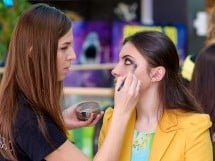 Make-up - Cosmo Beauty School