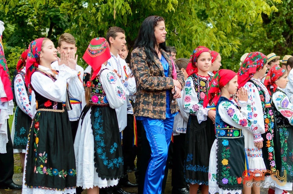 Mândru-i cântecu-n Bihor, Oradea