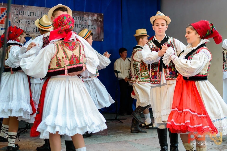 Mândru-i cântecu-n Bihor, Oradea