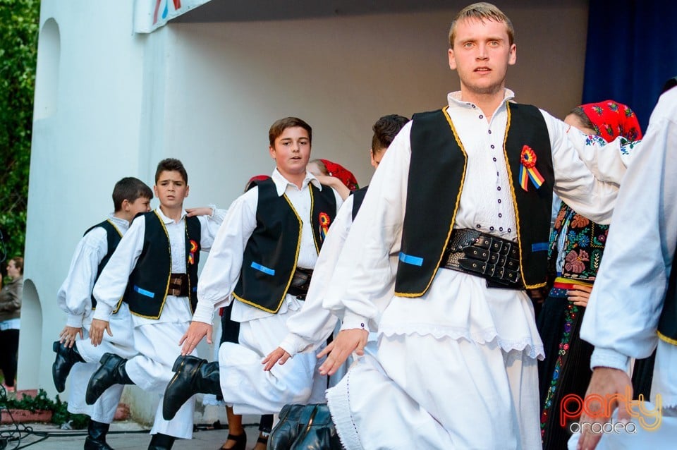 Mândru-i cântecu-n Bihor, Oradea