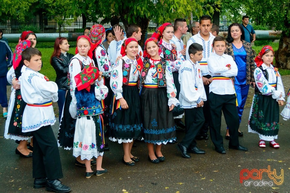 Mândru-i cântecu-n Bihor, Oradea