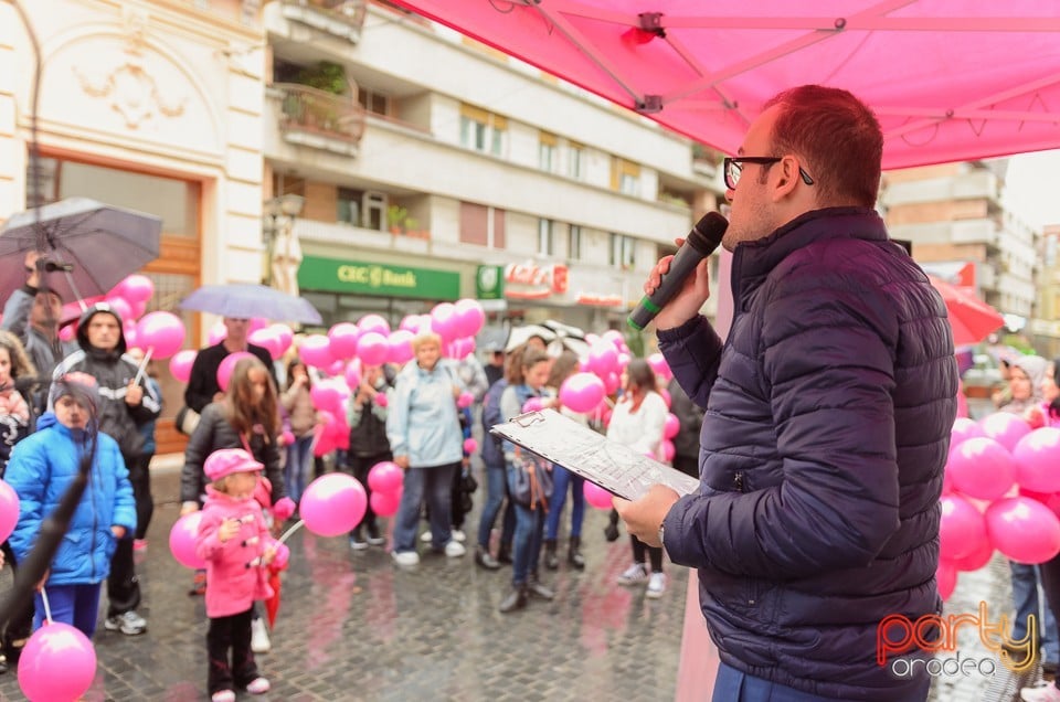 Marşul trupelor roz, Oradea