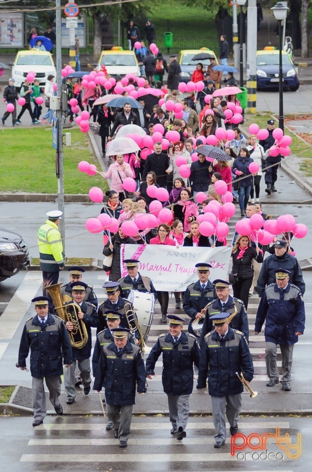 Marşul trupelor roz, Oradea