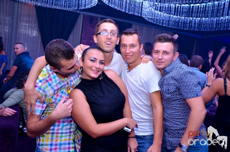 MC Adi Mihăilă şi DJ Energy K în The One,
