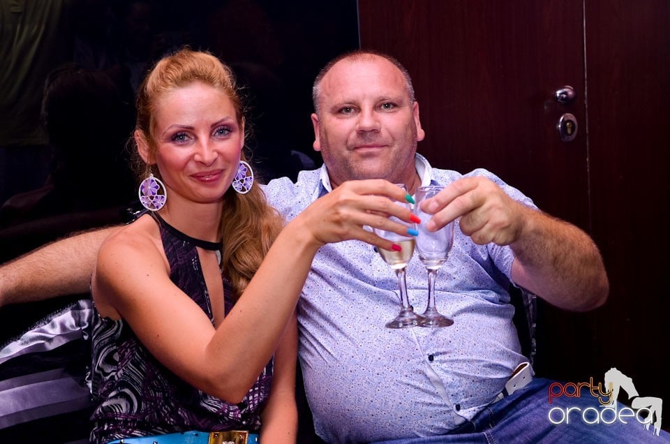 MC Adi Mihăilă şi DJ Energy K în The One,