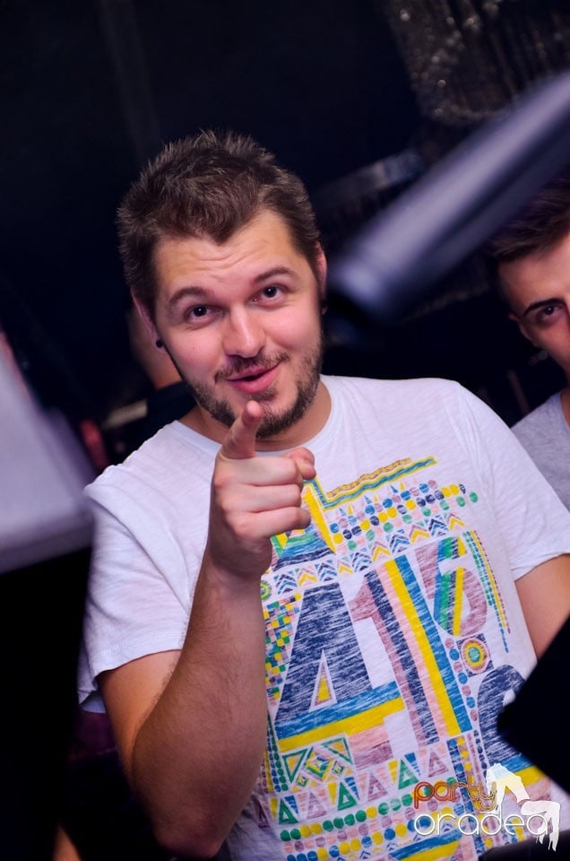 MC Adi Mihăilă şi DJ Energy K în The One,