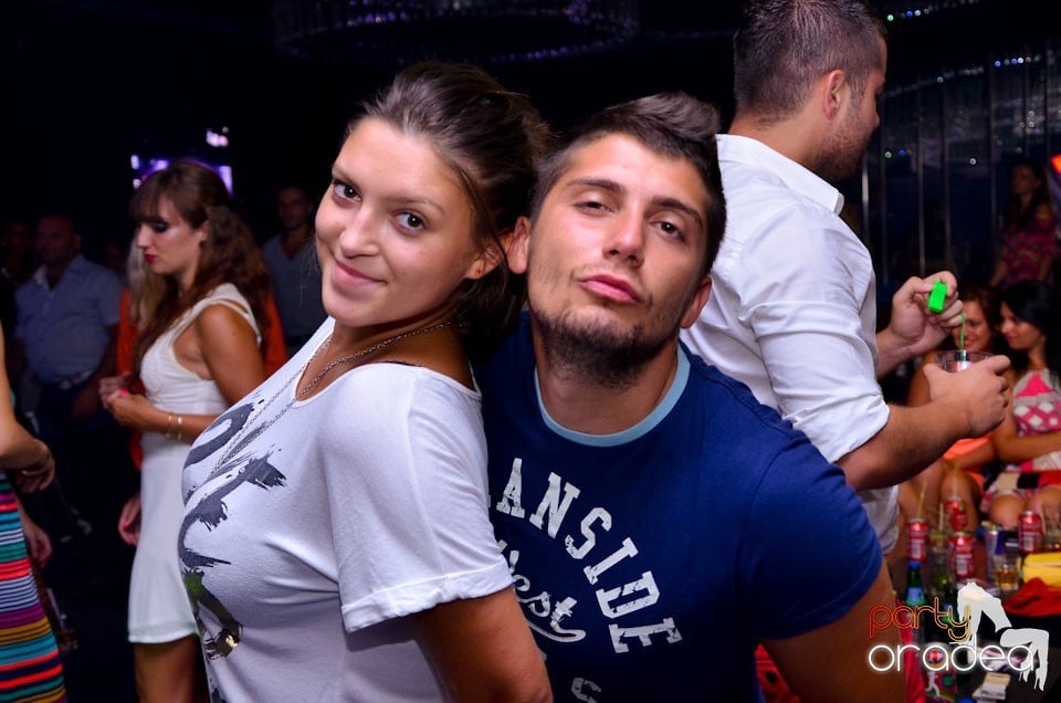 MC Adi Mihăilă şi DJ Energy K în The One,