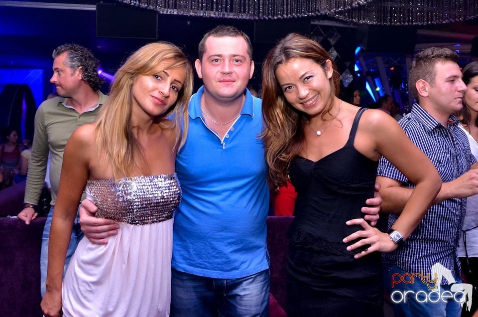 MC Adi Mihăilă şi DJ Energy K în The One,