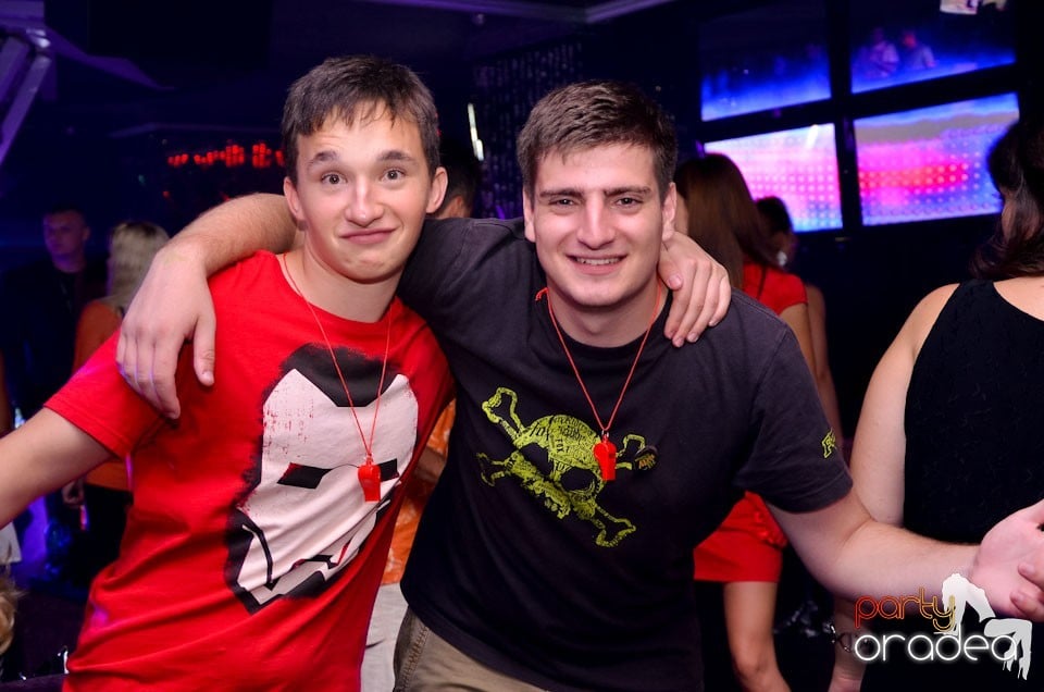 MC Adi Mihăilă şi DJ Energy K în The One,