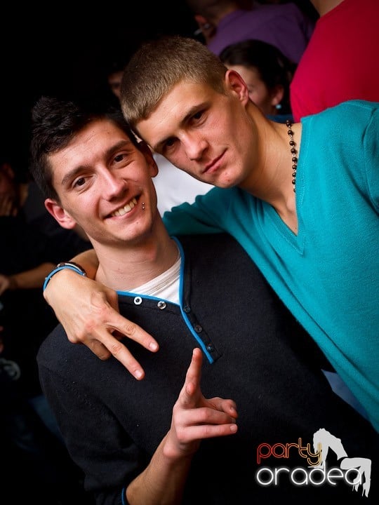 MC Dany şi DJ Cristiano live mixing, Student's Place