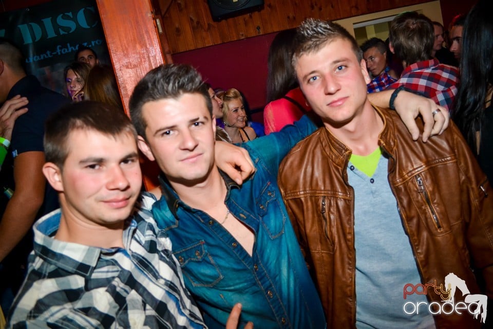 Mc Lajcsak & Dj White, 