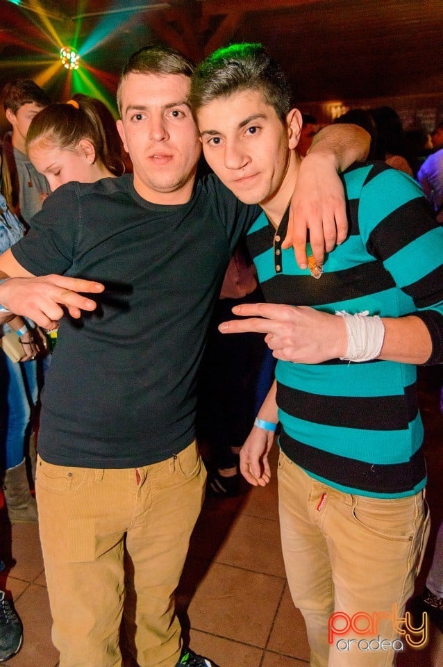 Mc Lajcsák vs Dumy, 