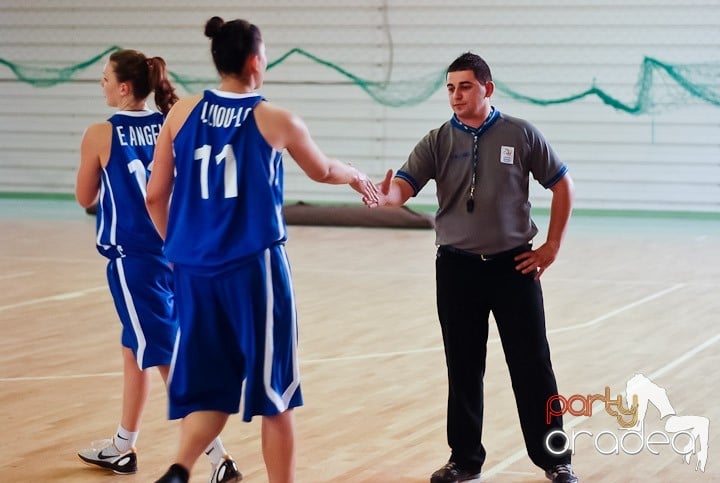 Meci amical de baschet feminin RO-FR, Universitatea din Oradea