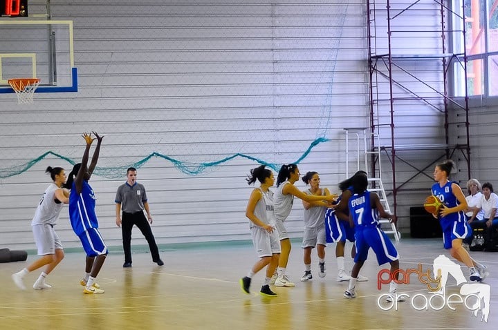 Meci amical de baschet feminin RO-FR, Universitatea din Oradea