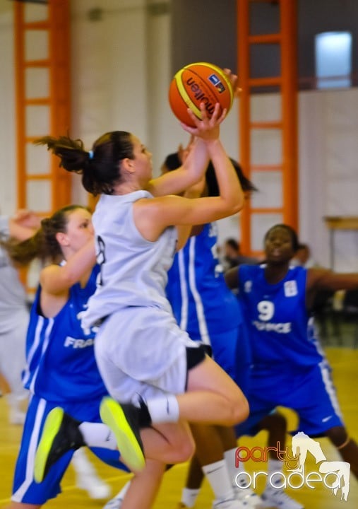 Meci amical de baschet feminin RO-FR, Universitatea din Oradea