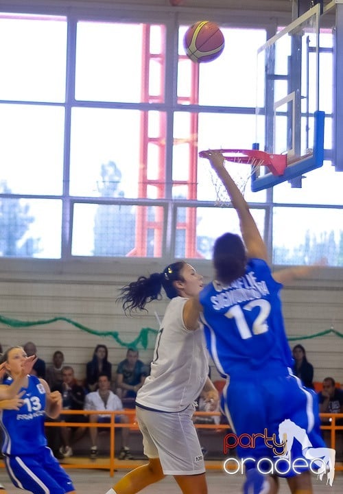 Meci amical de baschet feminin RO-FR, Universitatea din Oradea