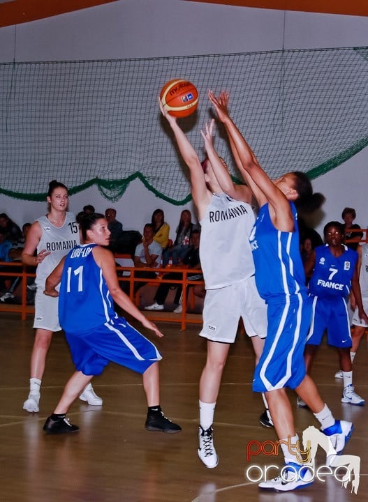 Meci amical de baschet feminin RO-FR, Universitatea din Oradea