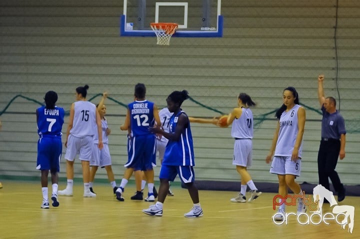 Meci amical de baschet feminin RO-FR, Universitatea din Oradea