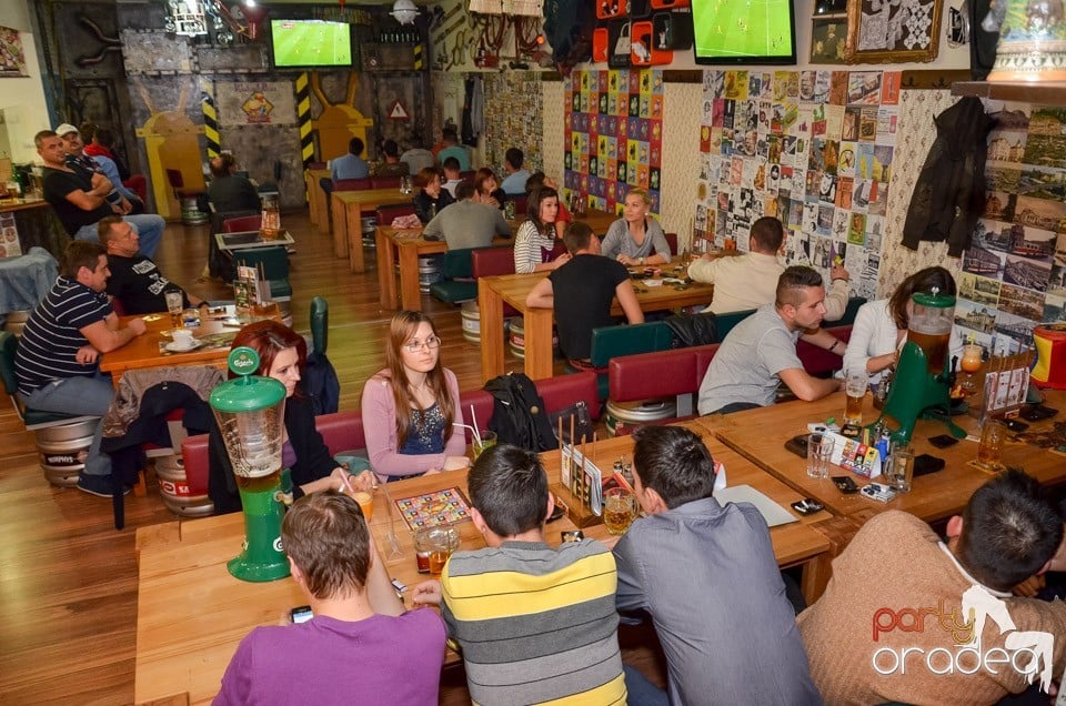 Meciul România - Olanda la Fabrica de Bere,