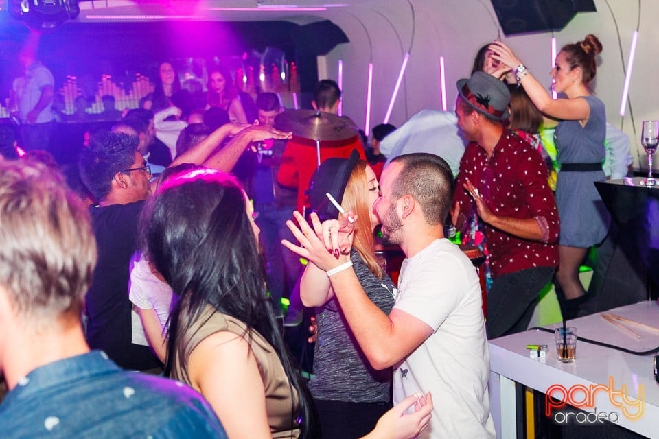 Medical Spring Party, 