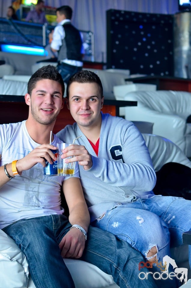 Mega Petrecere Marca Blaga în No Problem,