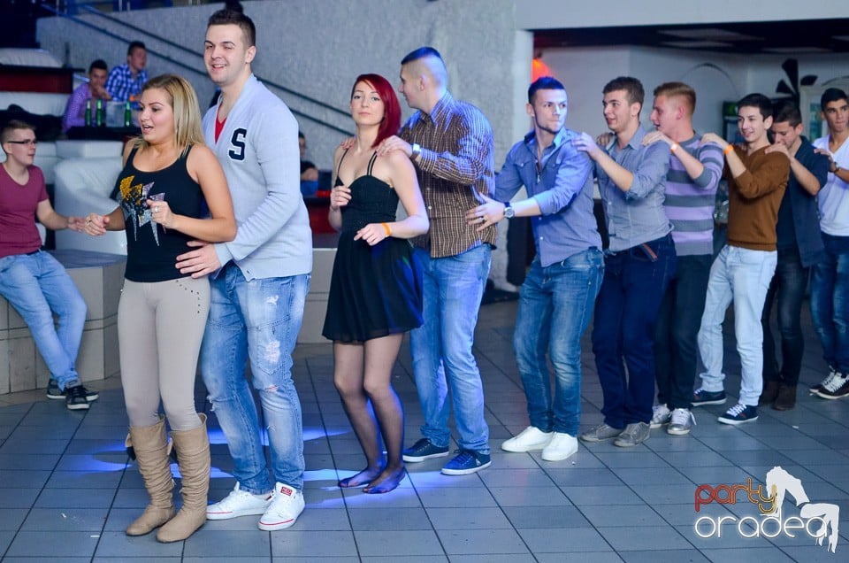 Mega Petrecere Marca Blaga în No Problem,