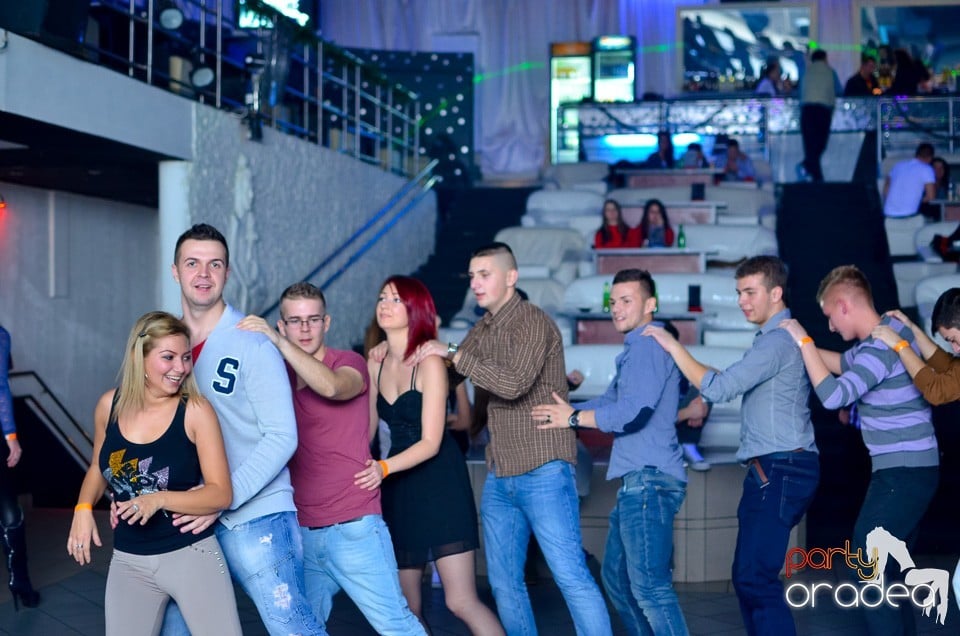 Mega Petrecere Marca Blaga în No Problem,